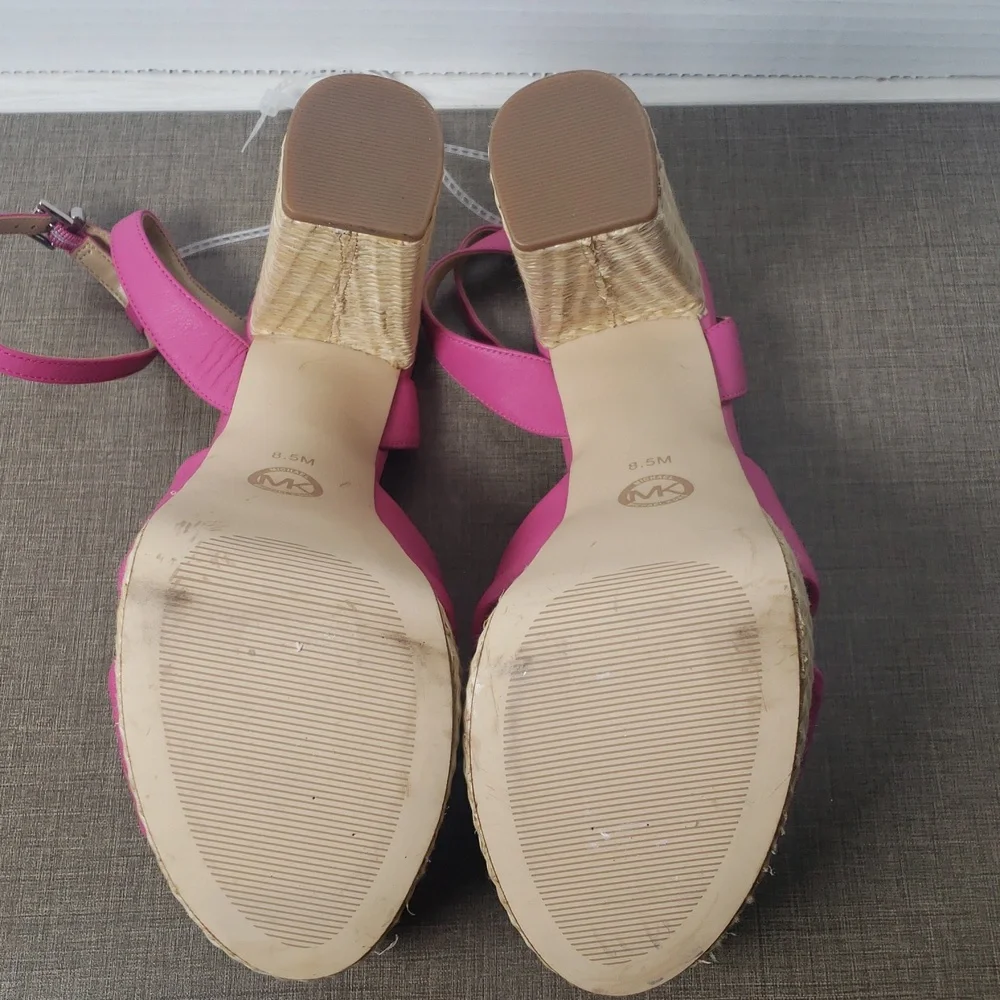 Michael Kors‎ Sadie Pink Leather Bow Platform Sandals - SZ 8.5 - NWOT